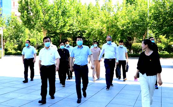 周口市委常委、组织部部长路培果到污污污视频在线观看调研污污污在线观看党建工作